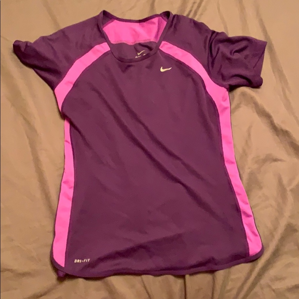 Nike dri fit t shirt